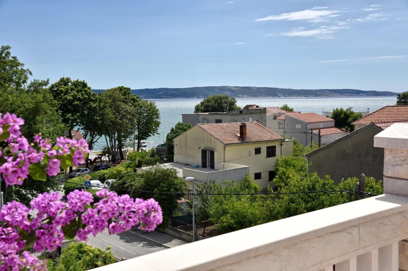 Apartments Cipetic Kaštela Buitenkant foto